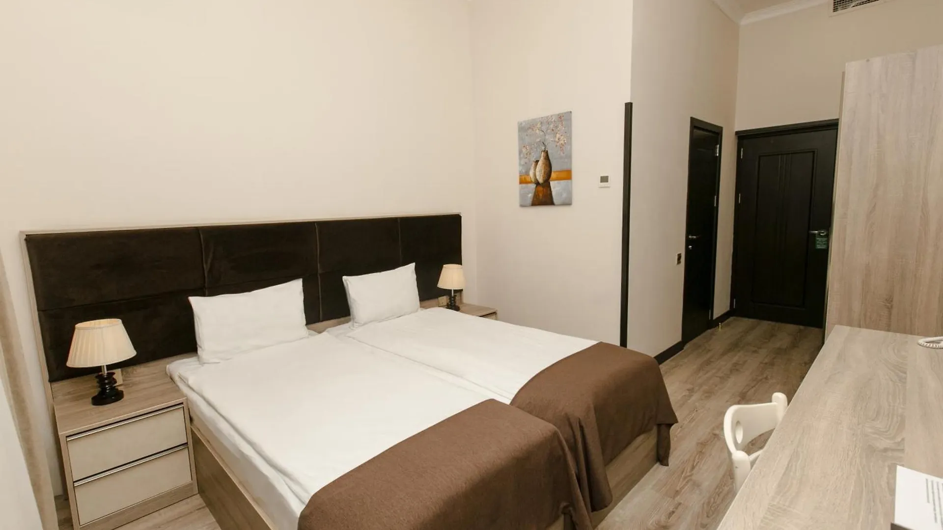 Deluxe Art Hotel Baku 0*,  Aserbajdsjan