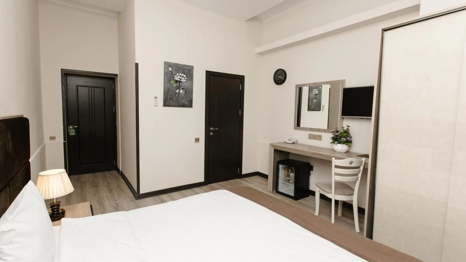 Deluxe Art Hotel Baku